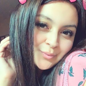 Meet your Posher, Celeste